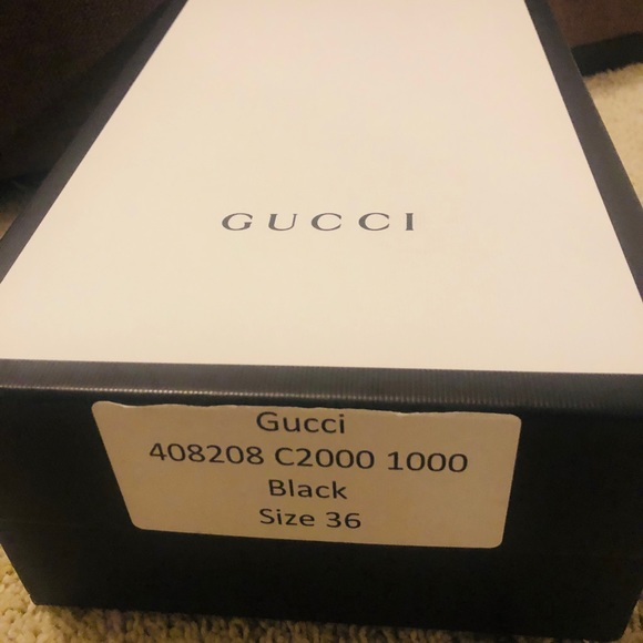 The suede mid-heel pump - Picture 3 of 8